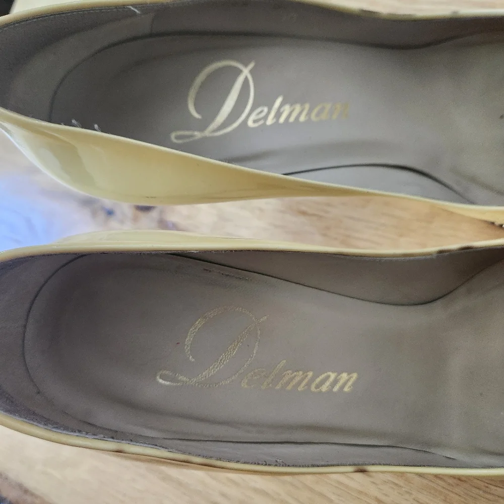 Delman Cream Color Leather Pumps Heels Beaded Accent Tortise Shell Stilettos 9.5